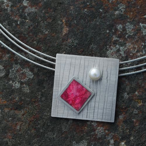 change_collier_q_2.jpg
