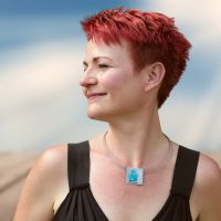CHANGE Collier, quadratisch, mit Farbtopps - caribic