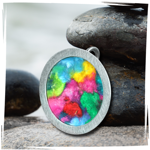 anhaenger_moon_l_rainbow_2000.png